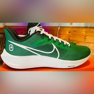 NIKE AIR ZOOM PEGASUS 39 OTC “Oregon Track Club”size 15m